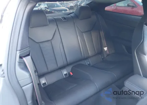 2025 BMW M4 Competition xDrive from USA, damaged, VIN WBS33HK04SCT93771